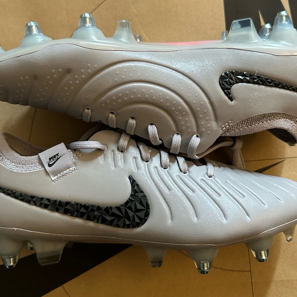 Nike Tiempo Legend 10 Elite SG Anti-Clog HF4375-001 Men Size 5 Women 6.5